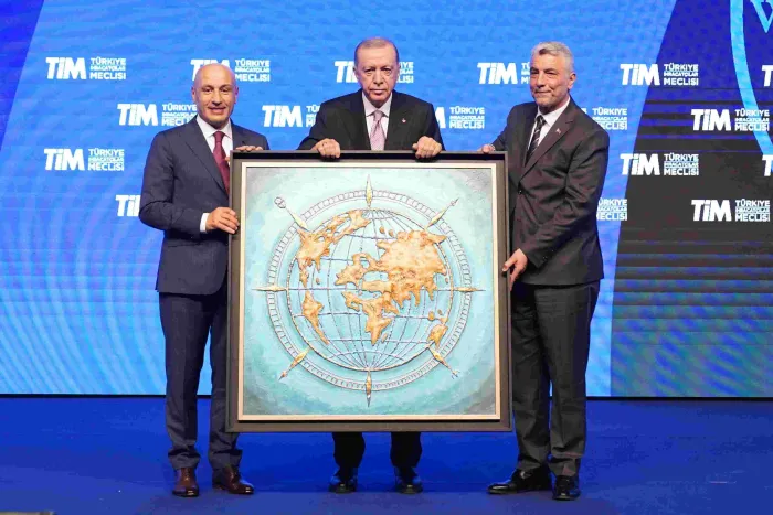 357 Milyar Dolarlık İhracatın Şampiyonları Ödüllerini Cumhurbaşkanı Erdoğan’dan Aldı - Görsel 357 Milyar Dolarlık İhracatın Şampiyonları Ödüllerini Cumhurbaşkanı Erdoğan’dan Aldı