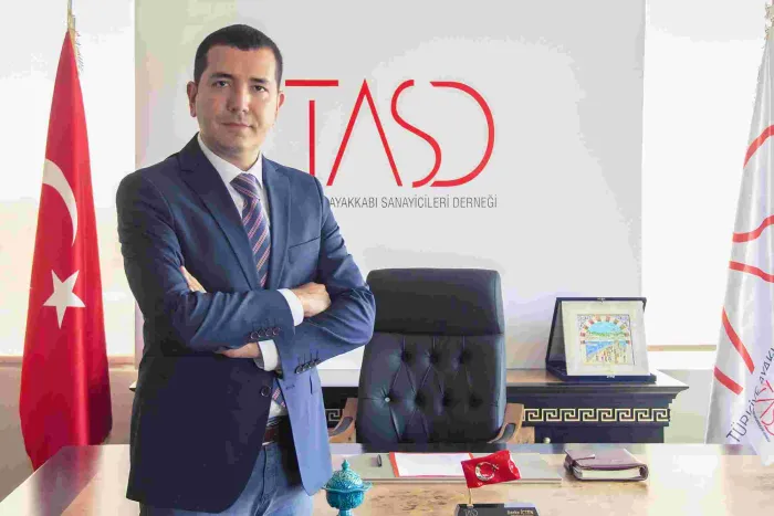 E-siparişle Uzak Doğu’dan Ayakkabı Değil Kanser İthal Ediyoruz - Görsel E-siparişle Uzak Doğu’dan Ayakkabı Değil Kanser İthal Ediyoruz